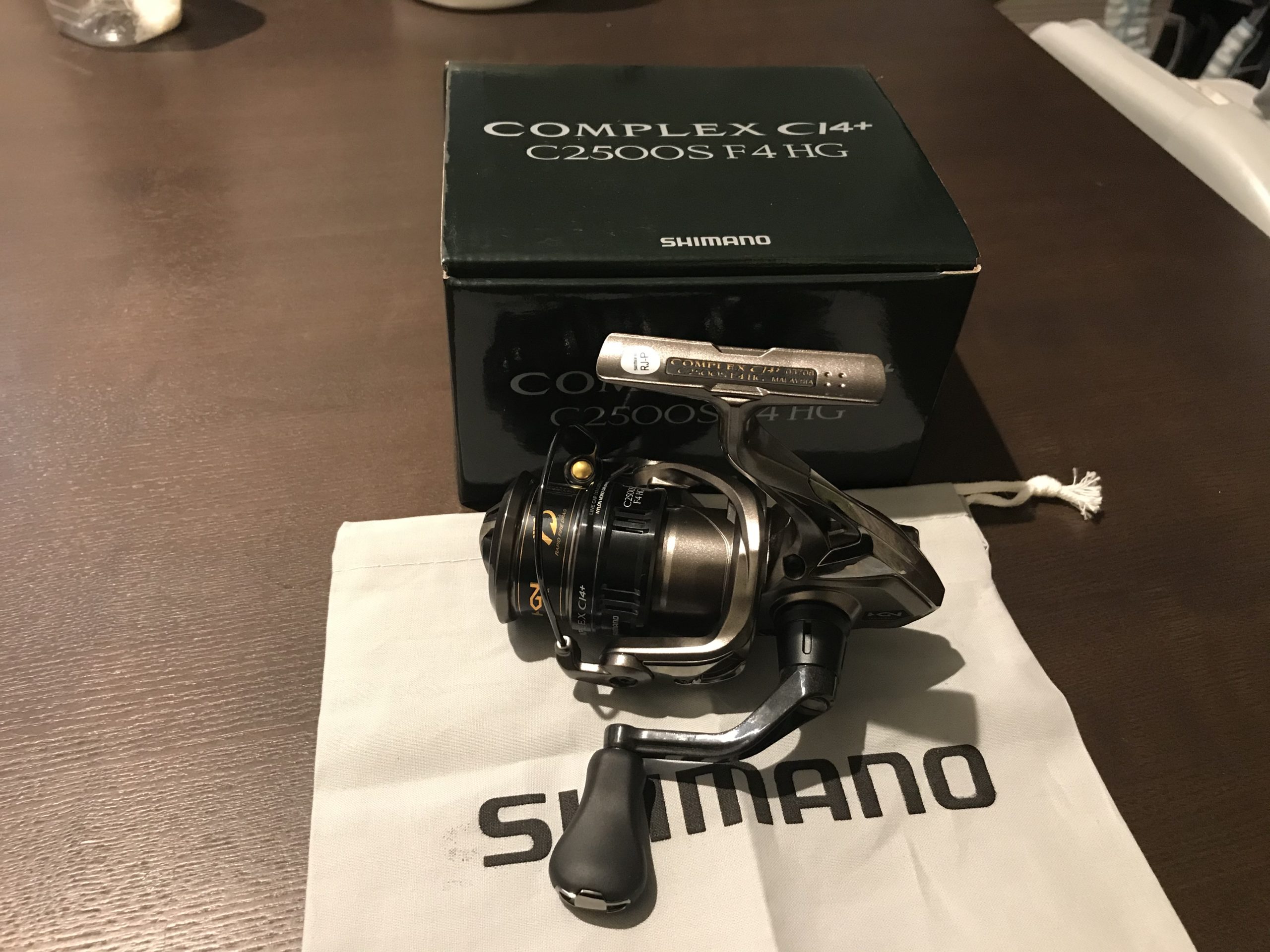 SHIMANO COMPLEX XR C2000 F4 HG - フィッシング